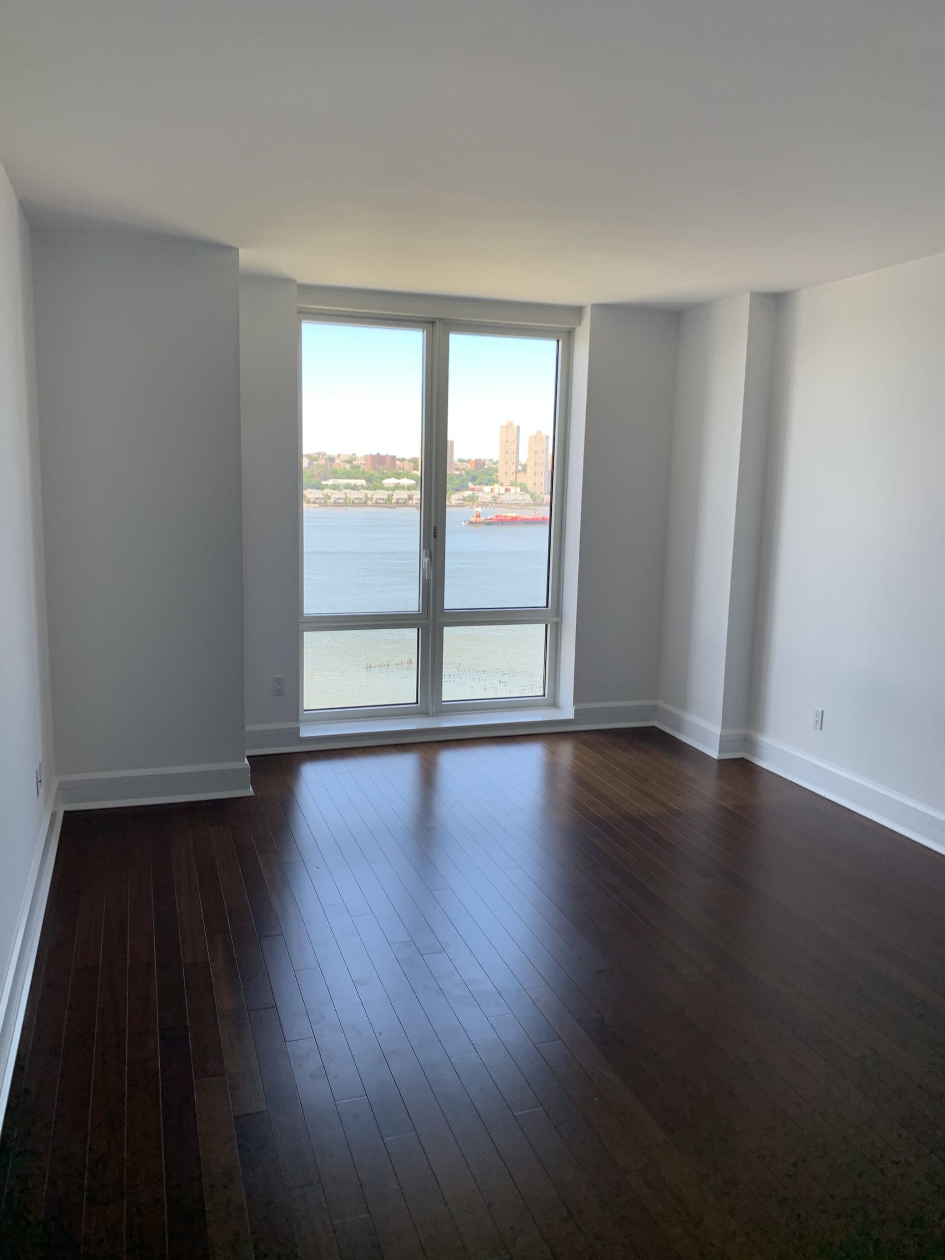 60 Riverside Boulevard - Image 6