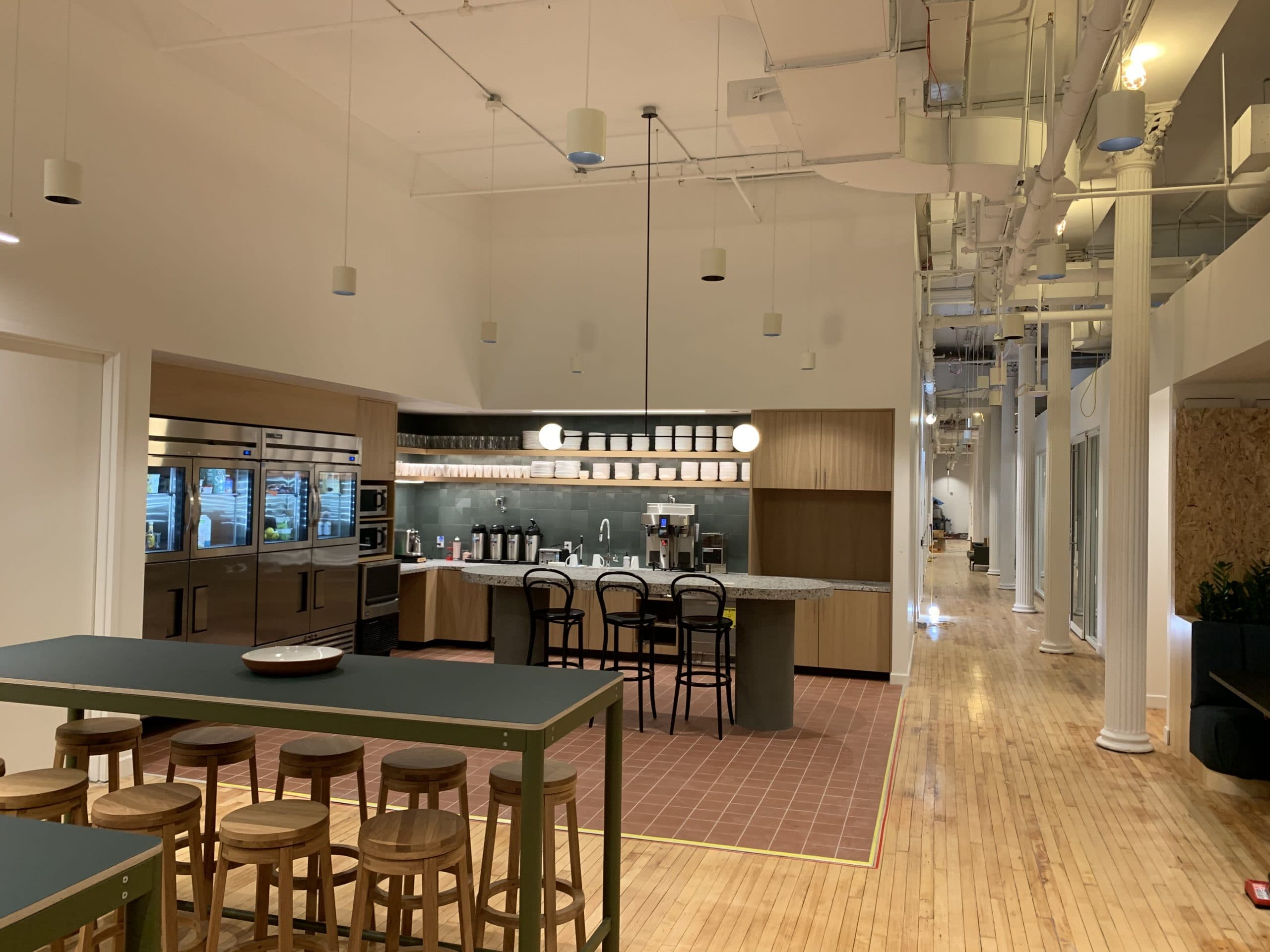 881 Broadway - Image 11