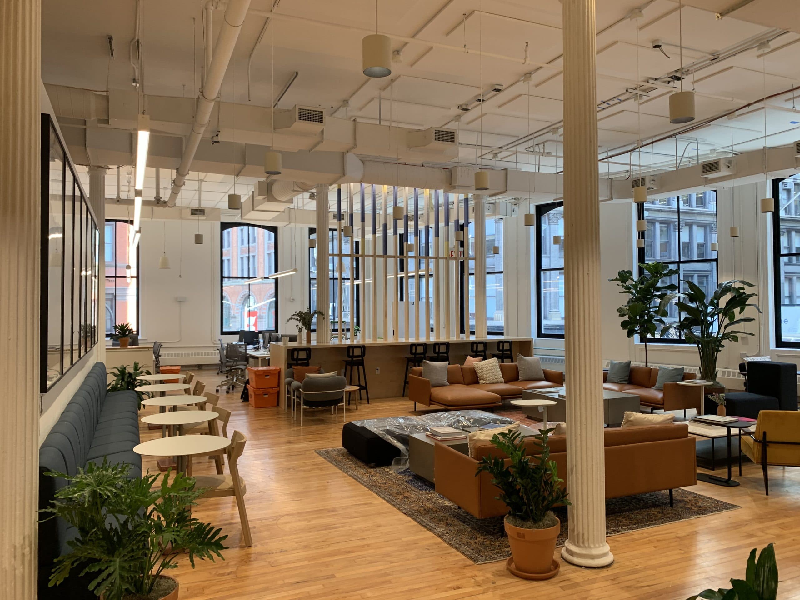 881 Broadway - Image 12